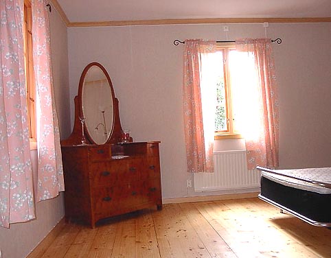Schlafzimmer m. 1 Doppelbett